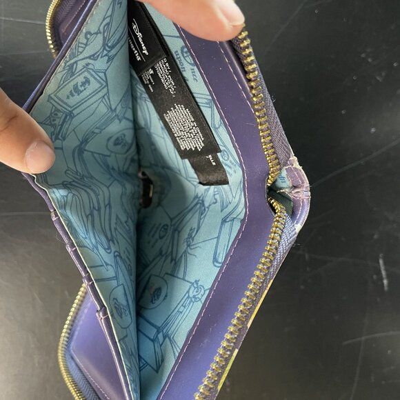 Loungefly DISNEY Princess Books AOP Faux Leather Zip Around Wallet - Picture 7 of 12